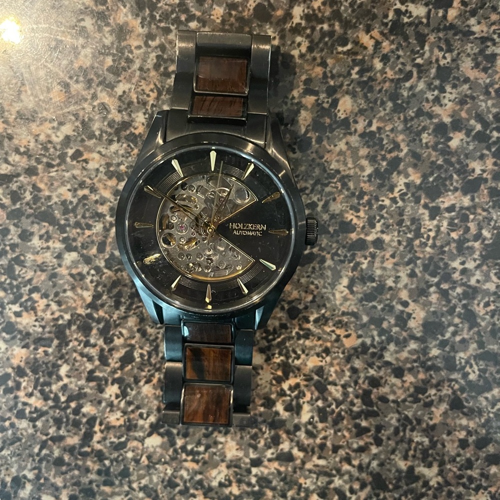 Holzkern automatic watch